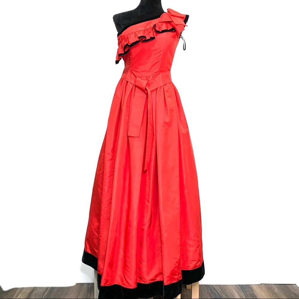 Vintage Albert Capraro One Sleeve Gown